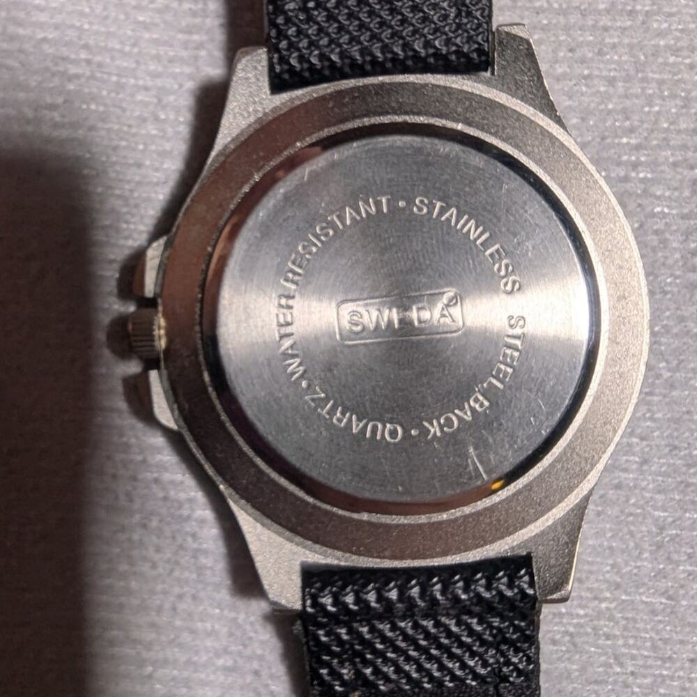 Vtg Y2K Cinemax Multimax Unisex Black Band Rotating Bezel Quartz Wrist Watch - Picture 5 of 5
